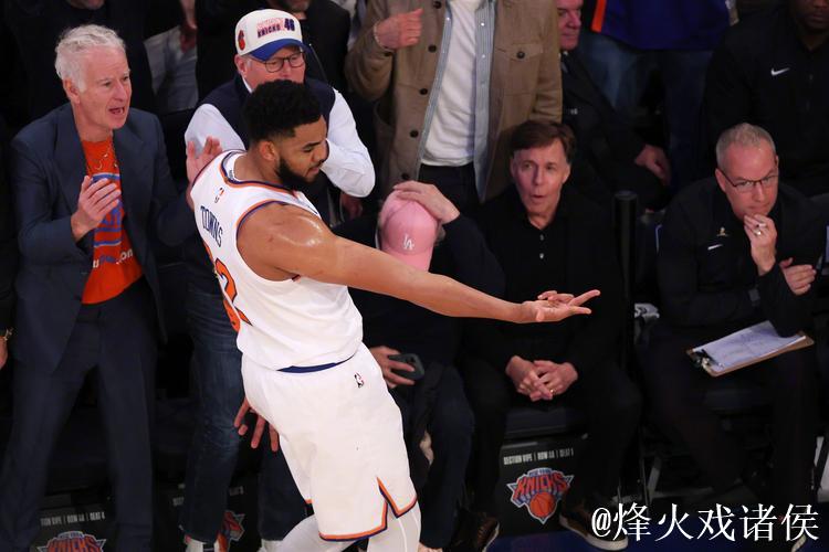 唐斯32+20难救主，尼克斯狂胜森林狼，开拓者险胜掘金